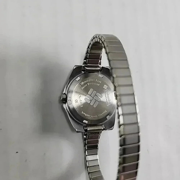 Womens Columbia Sports Watch 26mm Silver Tone Stretch Band Date 50M New Battery - Picture 14 of 14